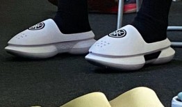 李宁新拖鞋爆料视频,时尚与舒适并存，揭秘设计亮点